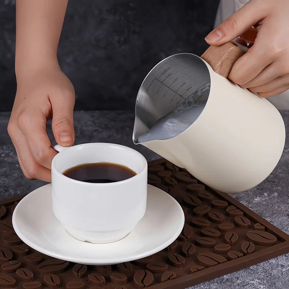 Milk frothing with wood handle
